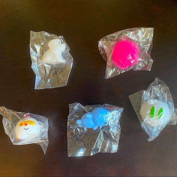 FREE WITH PURCHASE Squishy Toy / Fidget Toy - Picture 2 of 7